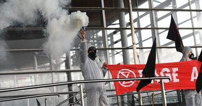 We won't prosecute eco-activist protesters, say top lawyers