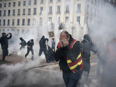 More than 1 million demonstrate across France against pension reforms