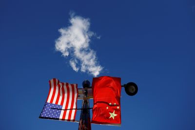 China, U.S. Navy in row over guided-missile destroyer in South China Sea
