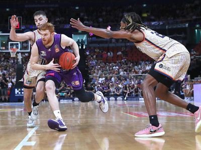 NBL's Kings re-sign grand-final hero Angus Glover
