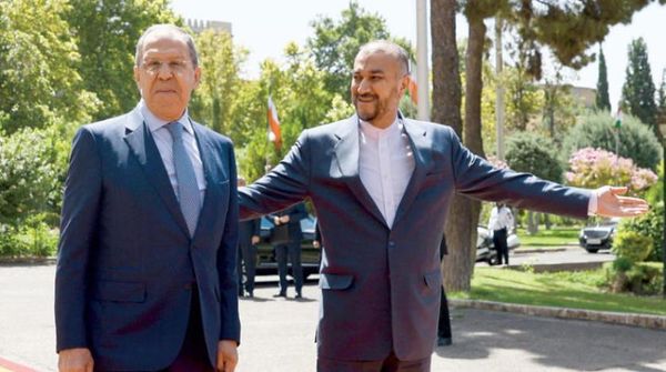 Iranian FM to Discuss the Nuclear Deal with Russian FM...Tehran Warns EU of 'Miscalculations'