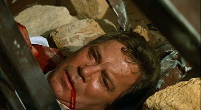 29 Years Later, Star Trek Just Gave Captain Kirk's Death A Grisly Twist