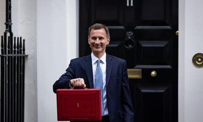 Jeremy Hunt has left the UK to rot in poverty. So we must take matters into our own hands