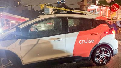 Cruise Robotaxis Spotted Tangled In Caution Tape And Downed Wires After SF Storm