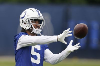 Experts grade Colts’ trade of Stephon Gilmore to Cowboys