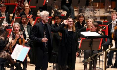 Anna Clyne/Philharmonia review – Martin Fröst delivers torrents of bravura