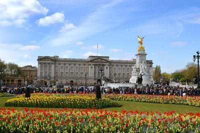 Changing the clocks keeps team of heritage experts busy at Buckingham Palace