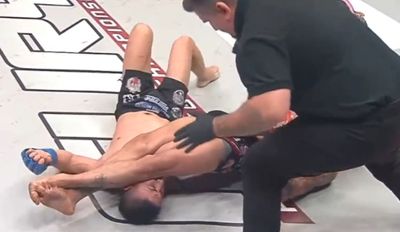 ‘He’s out! He’s out!’: Referee watches as choked-out fighter wakes up to tap from armbar