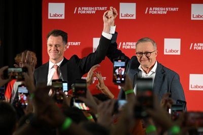 ‘Back and ready’: Chris Minns leads Labor to power after 12 years in opposition at historic 2023 NSW election