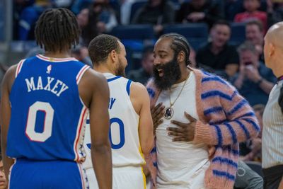 The best photos from the Warriors comeback win over the 76ers