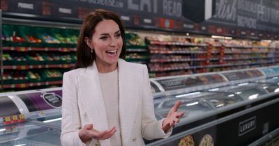 Kate Middleton pictured in Iceland supermarket in £70 Zara blazer for new royal visit
