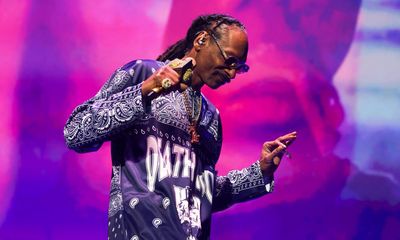 Snoop Dogg review – highs and lows from the D-O-double-G