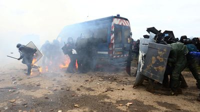 Violent clashes erupt in western France over agro-industry water project