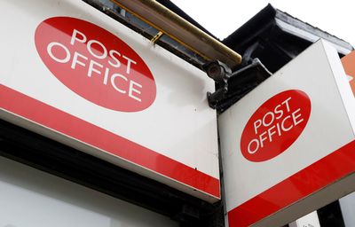 UK Post Office workers to vote on 9% pay deal