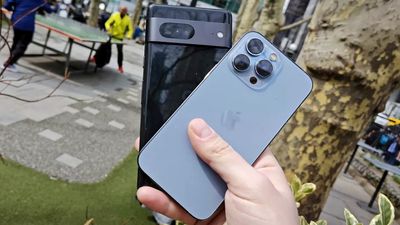 I’m an iPhone stan, but I must admit the Google Pixel 7 is better — here’s why