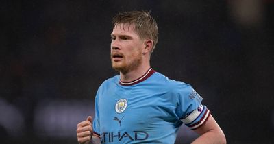 Kevin De Bruyne and Paul Scholes have already 'told' Arsenal why they should complete transfer