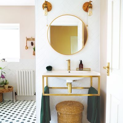 A clever change of layout was key to creating this luxuriously large bathroom