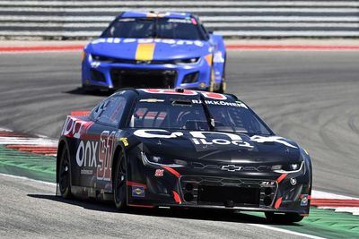 Raikkonen enjoys "older-style" racing without DRS in NASCAR