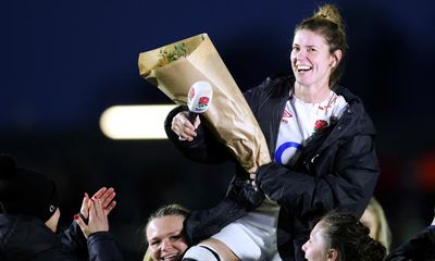 Tearful Middleton hails Sarah Hunter as ‘the greatest England player of all time’