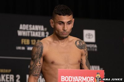 Fight day medical issue forces Alex Perez out of UFC on ESPN 43 vs. Manel Kape