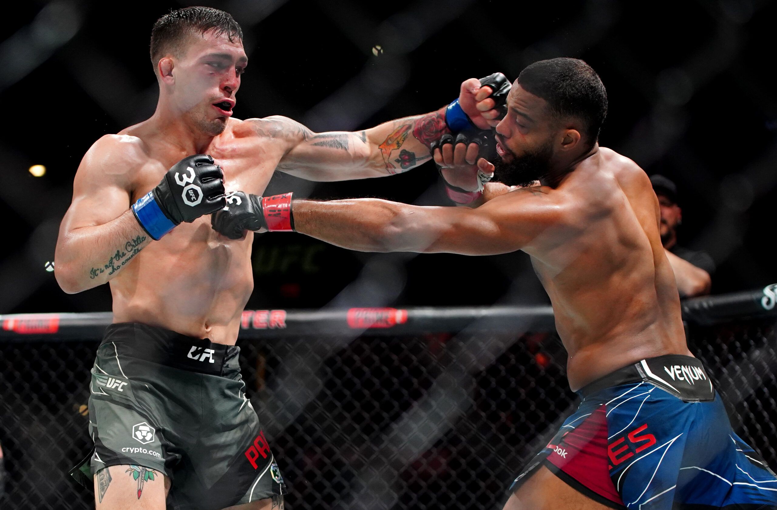 Trevin Giles def. Preston Parsons at UFC on ESPN 43…