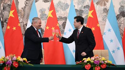 In blow to Taiwan, Honduras and China officially establish diplomatic relations