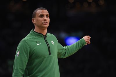 Why do the Boston Celtics struggle to close out games?