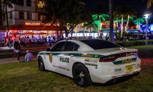 ‘Toxic mix’: Miami Beach mayor mulls ending spring break after violence