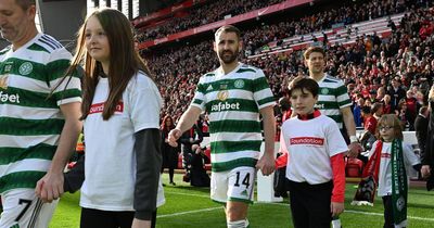 Niall McGinn swaps The Oval for Anfield all for a very special cause