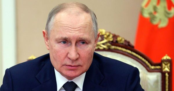 Vladimir Putin cronies caught in leaked call where they called him a 'dwarf' and 'Satan'