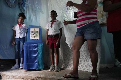 Strong turnout in Cuba's national legislative elections -government
