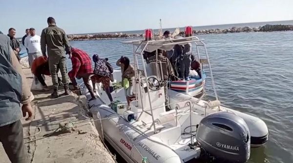 At Least 29 African Migrants Die when 2 Boats Sink Off Tunisia