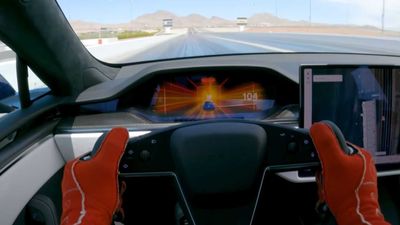 Watch Tesla Model S Drag Strip Mode In Action, Learn How It Works
