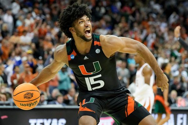 Miller, Wong rally Miami past Texas 88-81 for 1st Final Four