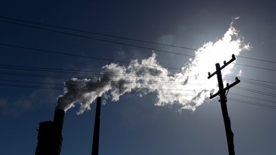 Climate deal struck after Labor and the Greens reach safeguard mechanism agreement