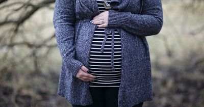 Mum died during birth when notes were not updated and procedure was delayed