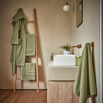 This is how often you should replace your towels, according to experts