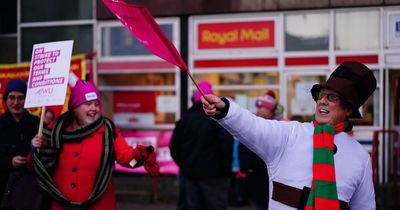 Post Office workers offered 9% pay rise and up to £3,000 lump sums