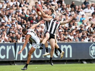 Daicos' hot start continues as Magpies smash Power