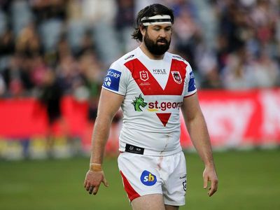 Dragons, Manly closing in on Aaron Woods swap deal