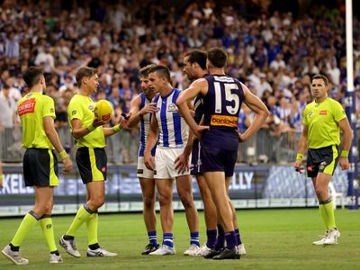 AFL says umpires correct with Perth final siren call