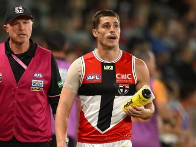 Saints lose Steele for four with busted collarbone