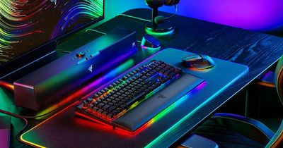 Razer BlackWidow V4 Pro Review: a high-end feature-rich gaming keyboard