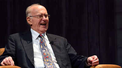 Tim Cook shares tribute to late Intel co-founder Gordon Moore