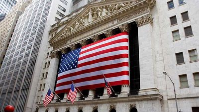 Dow Jones Rallies 300 Points On Silicon Valley Bank Purchase; First Republic Soars 31%