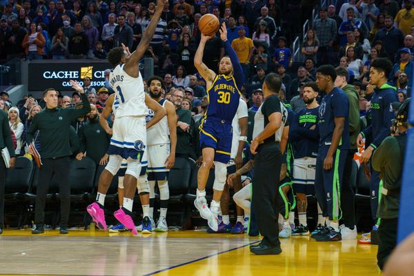 NBA Twitter reacts to Warriors’ late collapse in costly loss to Timberwolves on Sunday