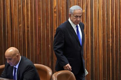 Israel awaits PM amid protest, strike against justice reforms