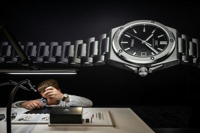 Geneva watch show opens in throes of banking turmoil