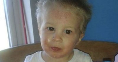 Boy suffered horrific eczema for 10 years before mum found cure on doorstep