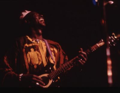 Suave guitar grooves